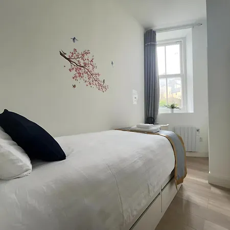 En-suite Single *