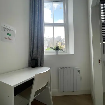 En-suite Single Cork