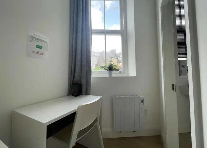 En-suite Single Cork